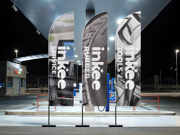  Free Flag Mockup 3 Auto